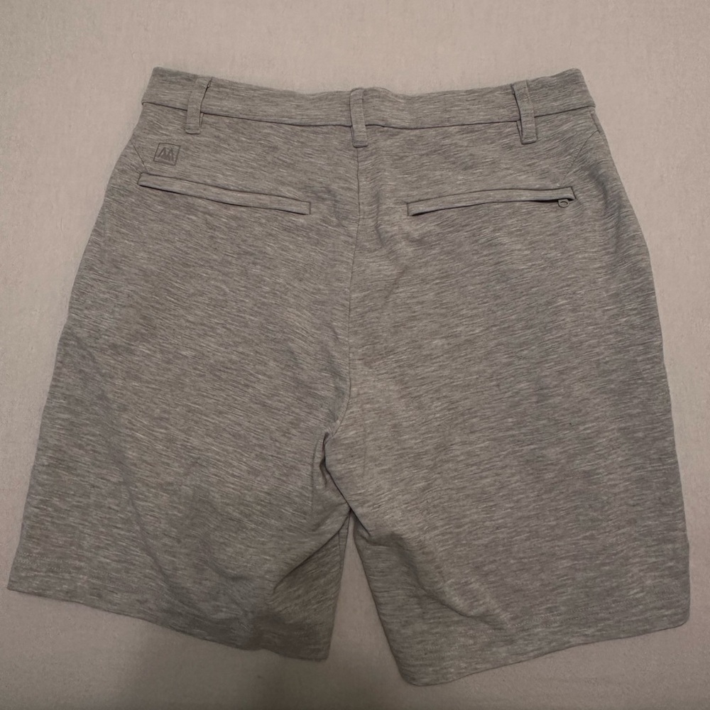 Mizzen + Main Men’s shorts
